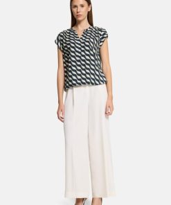 Coltongonzales.shop24110d73b0 2