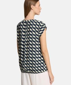 Coltongonzales.shop24110d73b0 3