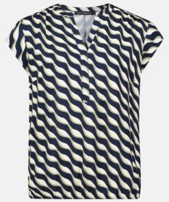 Coltongonzales.shop24110d73b0 4