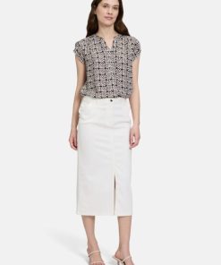 Coltongonzales.shop5e20b94ffd 1