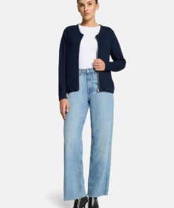 Coltongonzales.shop5fb3776d83 2