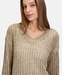 Coltongonzales.shop82e3b89bee 3