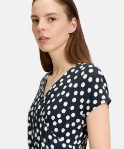 Coltongonzales.shop9e51f9799b 4