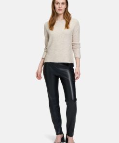 Coltongonzales.shope51935bb54 2