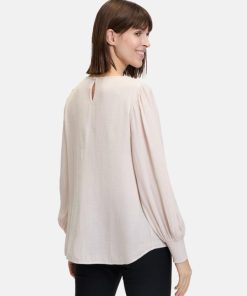 Coltongonzales.shopf261acd76e 3